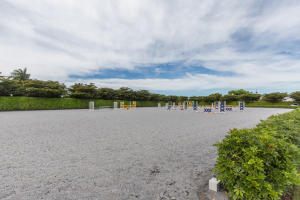 GRAND PRIX FARMS - Residential