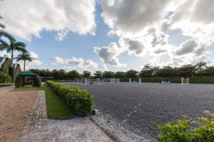 GRAND PRIX FARMS - Residential