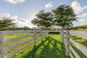 GRAND PRIX FARMS - Residential