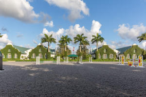 GRAND PRIX FARMS - Residential