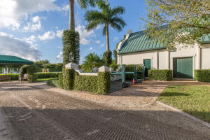 GRAND PRIX FARMS - Residential