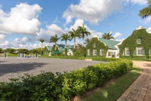 GRAND PRIX FARMS - Residential