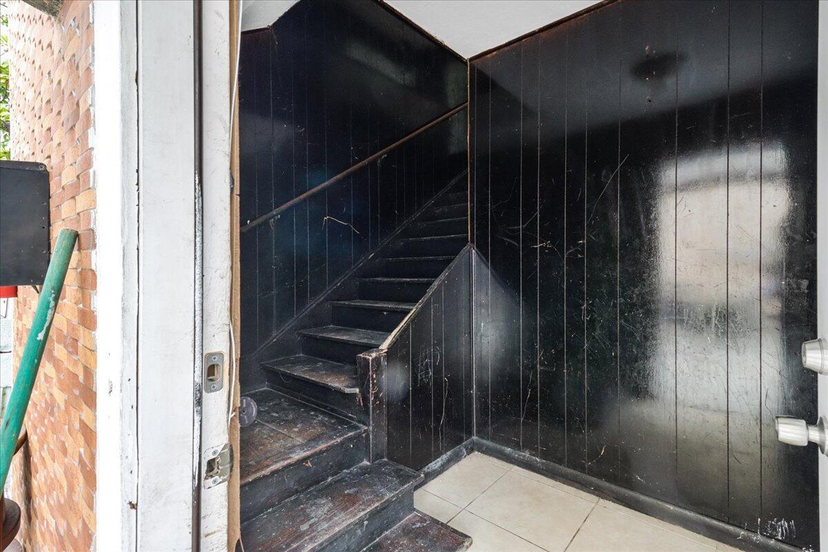 BRICKELL RIVERVIEW - Commercial Sale