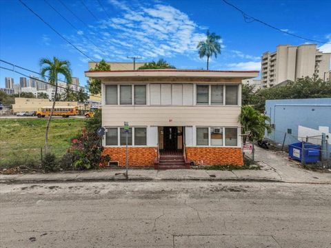 29 SW 9th Avenue Miami FL 