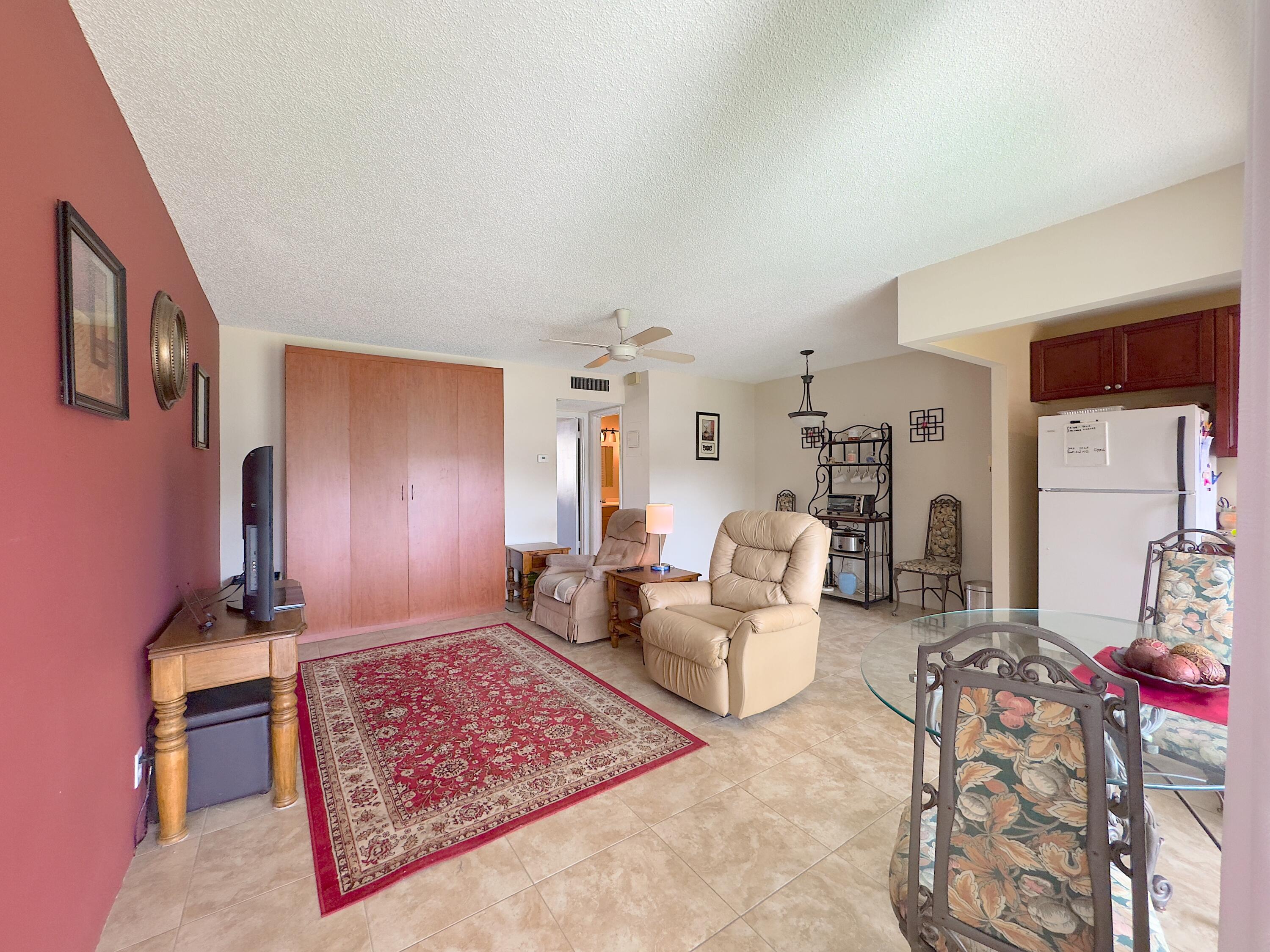 BEVERLY HILLS CONDO NUMBE - Residential