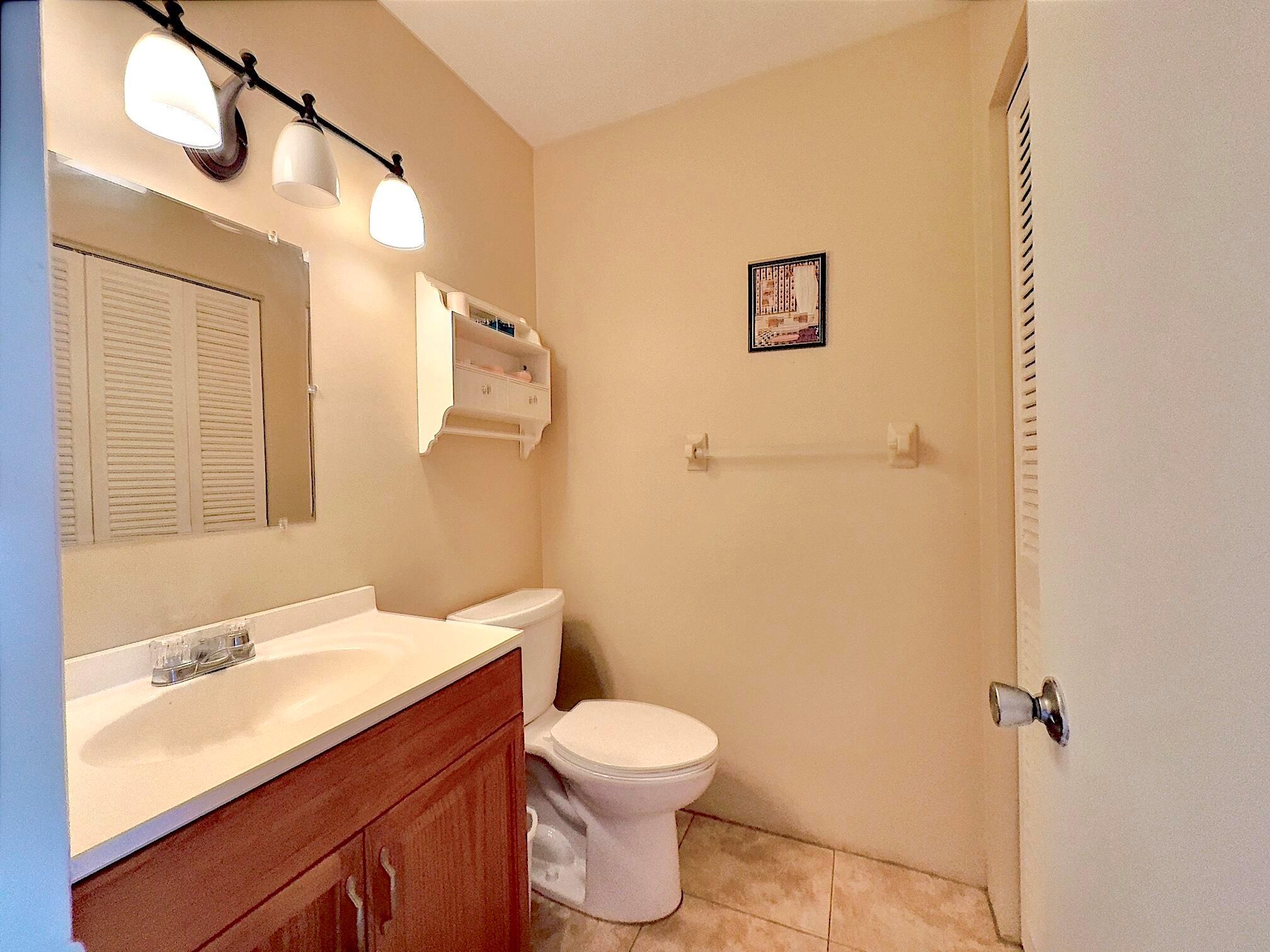BEVERLY HILLS CONDO NUMBE - Residential