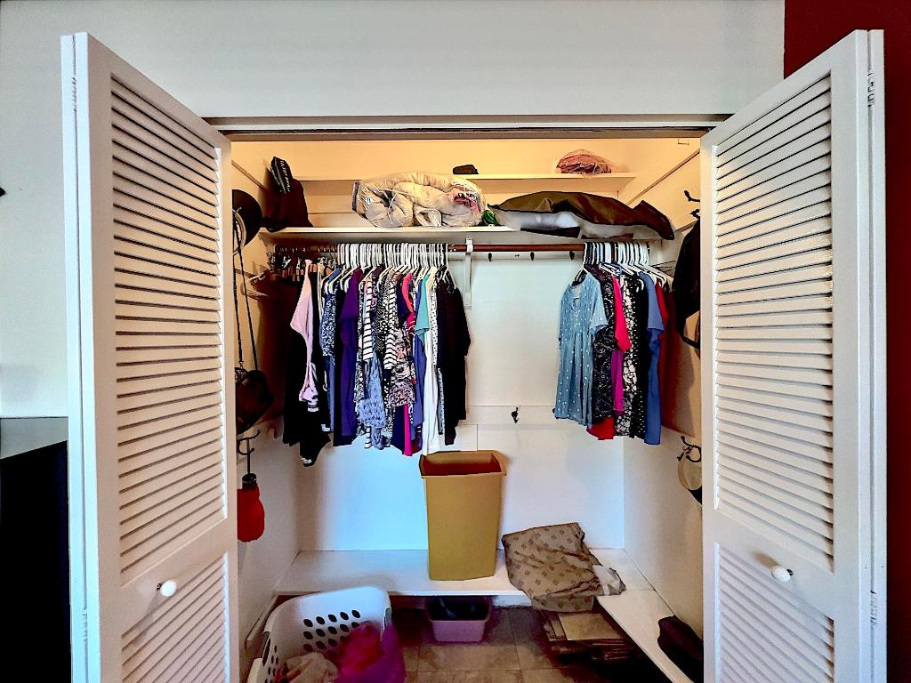 BEVERLY HILLS CONDO NUMBER SEVEN - Residential