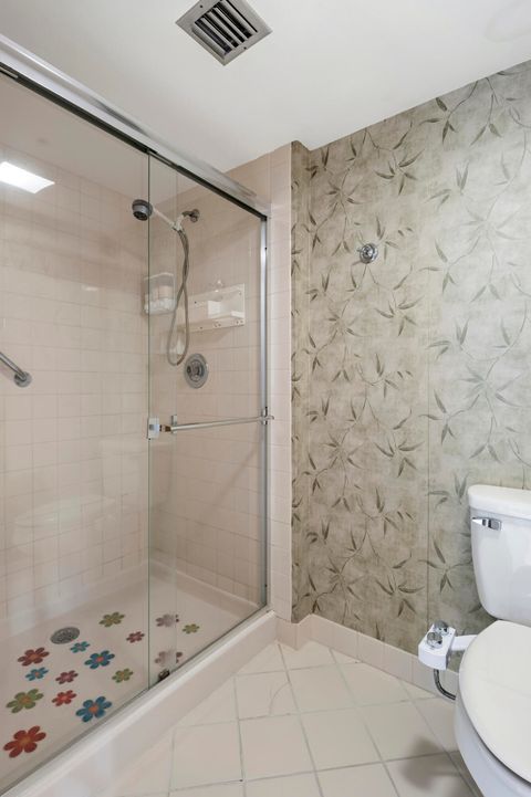 Tiny photo for 6145 Balboa Circle #103, Boca Raton, FL 33433 (MLS # B26025141)