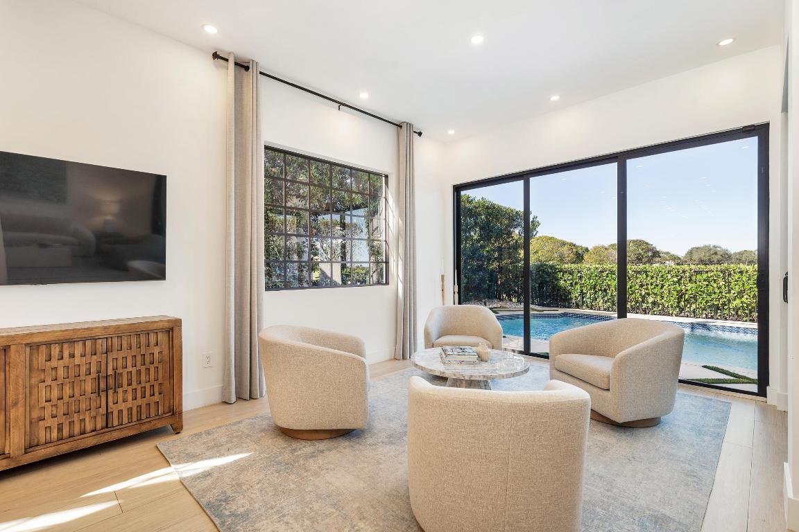 Regents Place - Residential