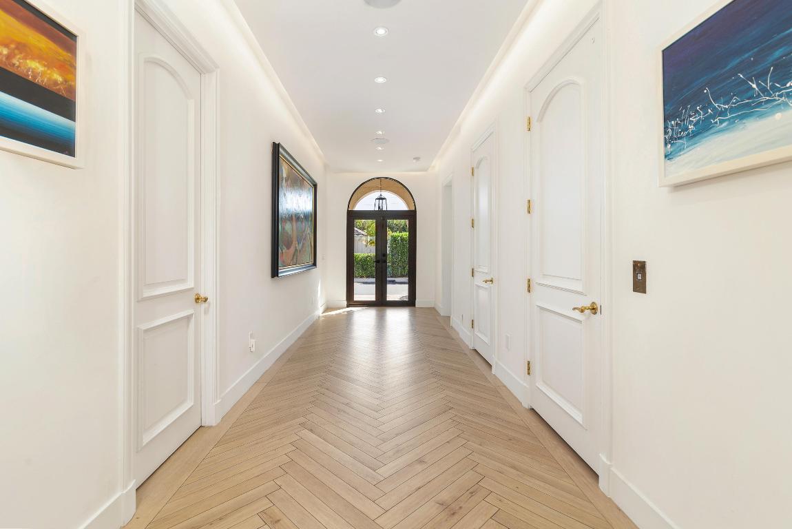 2085 Regents Boulevard