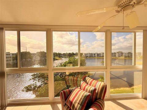 A home in Deerfield Beach