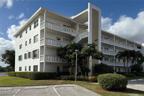 A home in Deerfield Beach