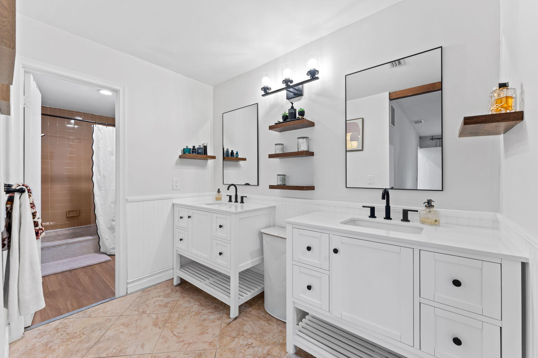 PINES AT WOODMONT CONDO - Residential