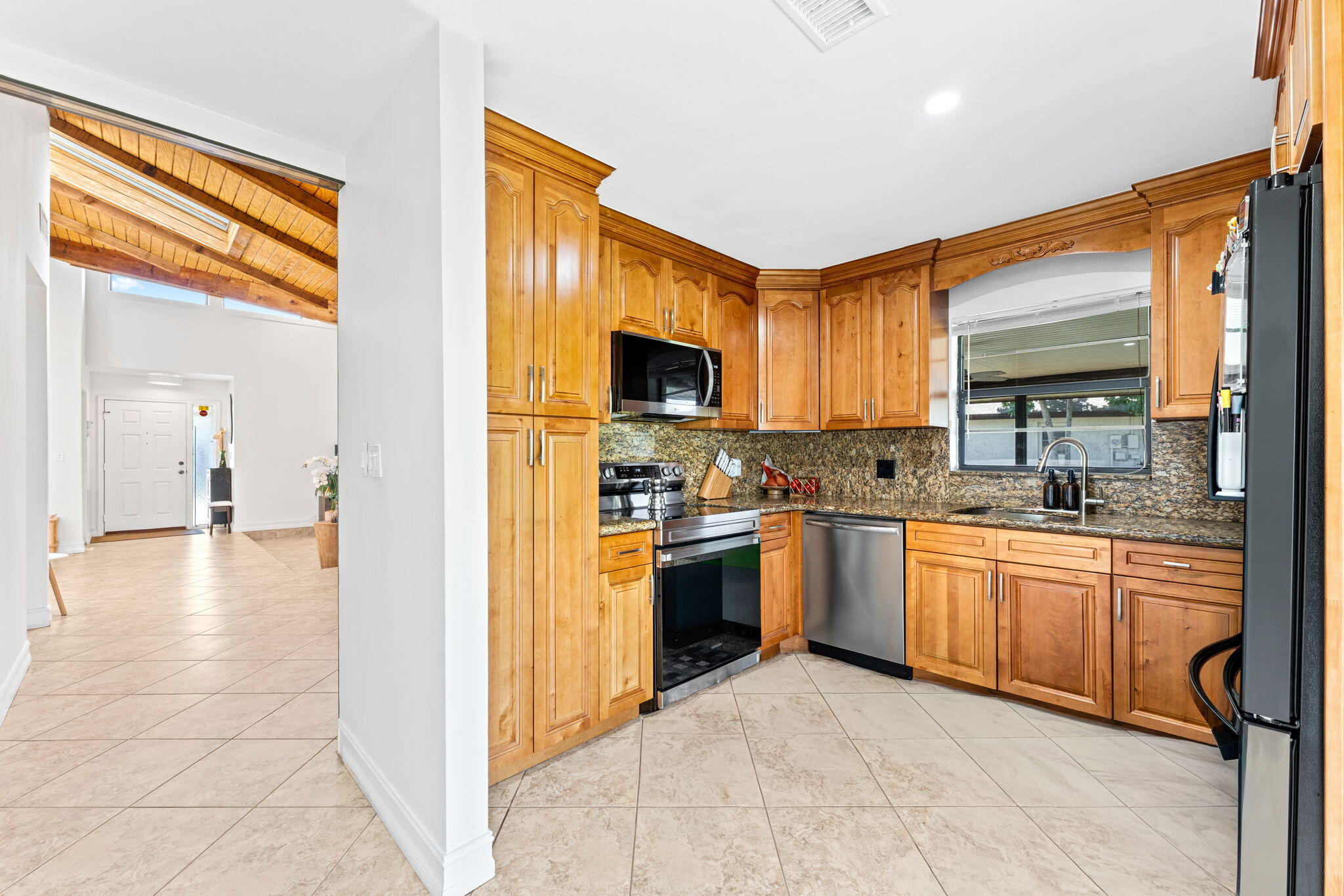 PINES AT WOODMONT CONDO - Residential