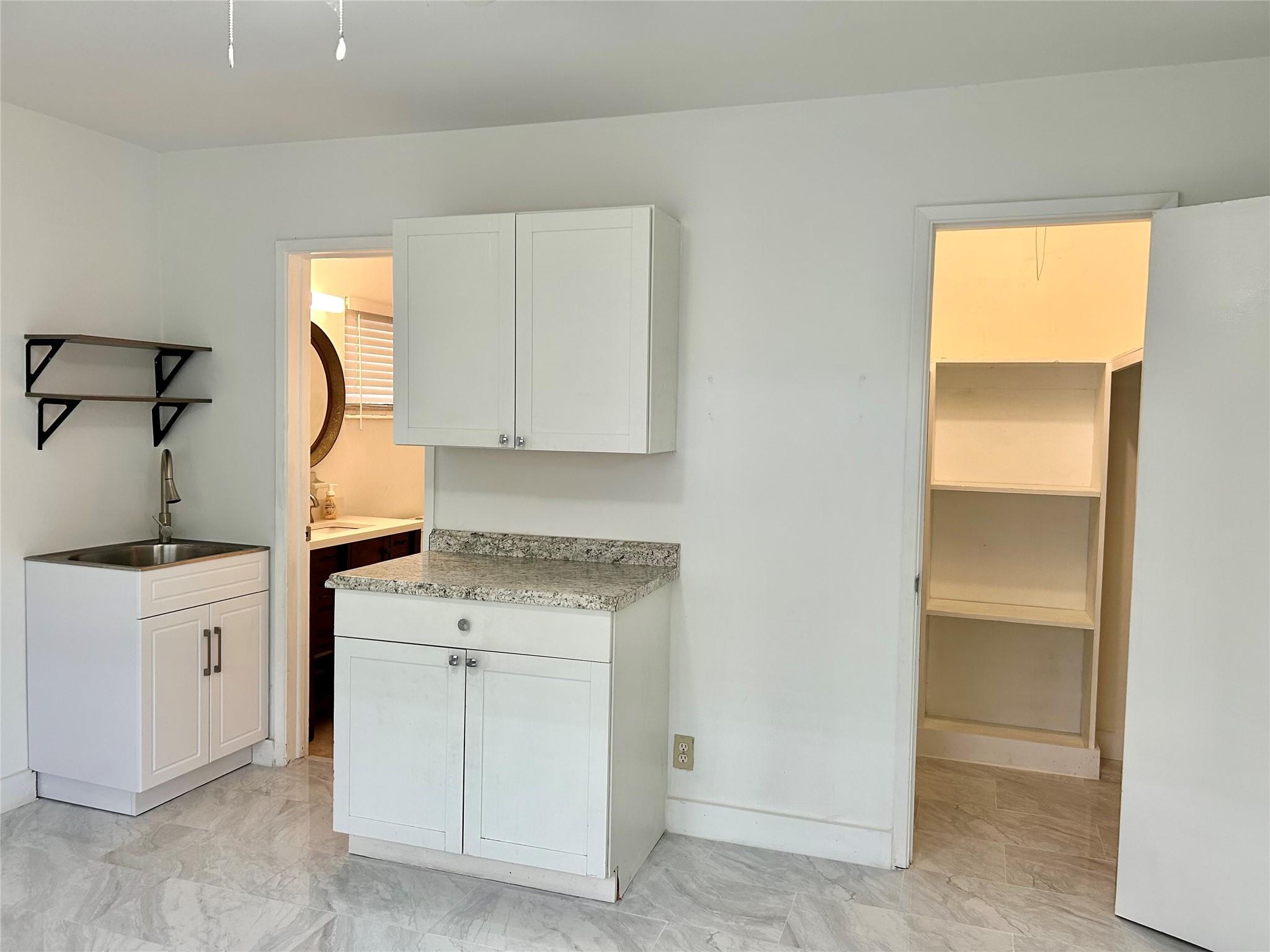 Pompano Shores 27-47 B - Residential Lease