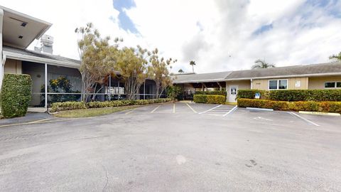 A home in Lake Worth