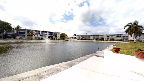 A home in Lake Worth