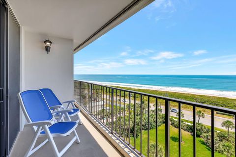 A home in Hutchinson Island