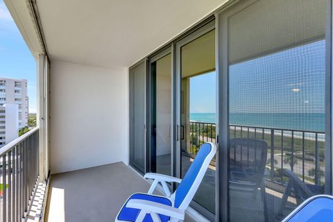 A home in Hutchinson Island