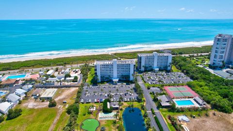 A home in Hutchinson Island