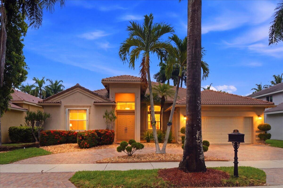 2458 Greenbrier Court