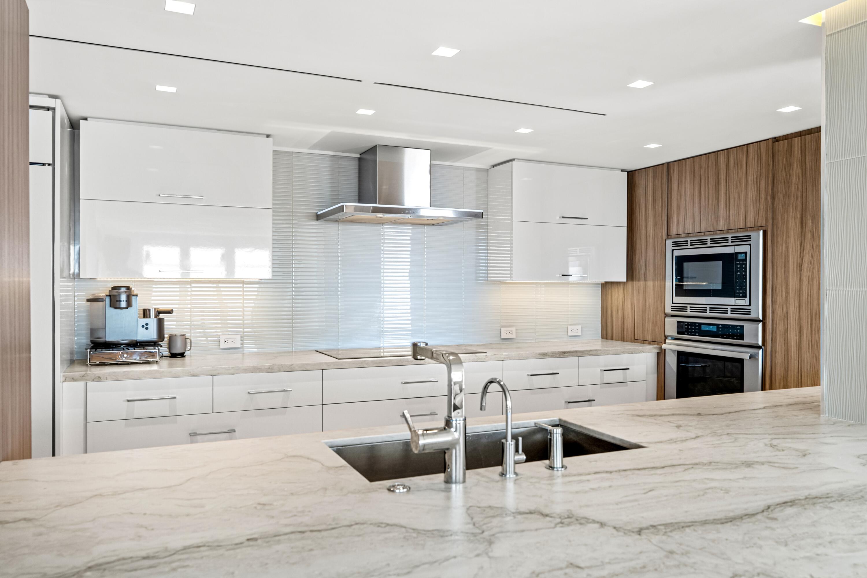 BARR TERRACE CONDO - Residential