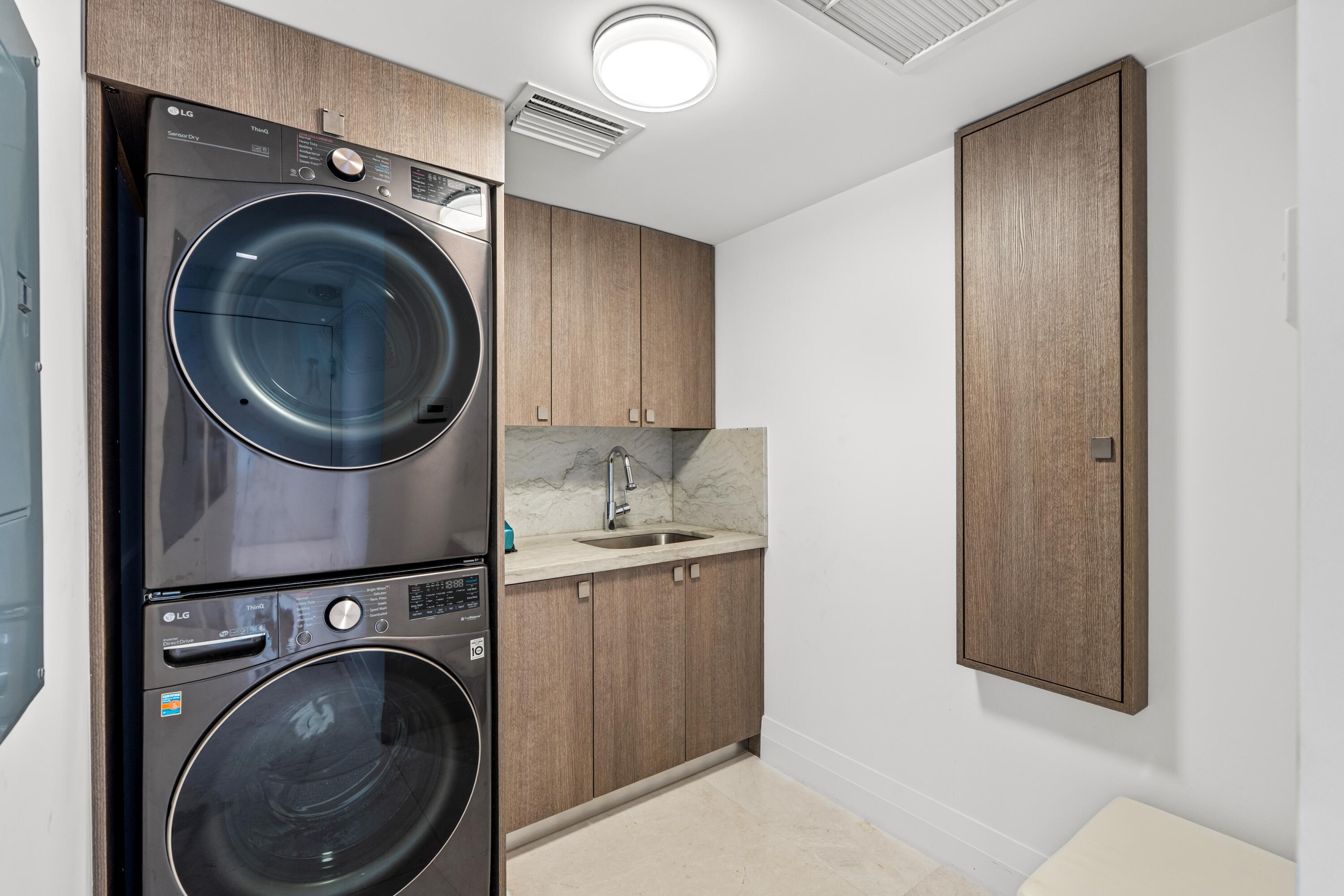 BARR TERRACE CONDO - Residential