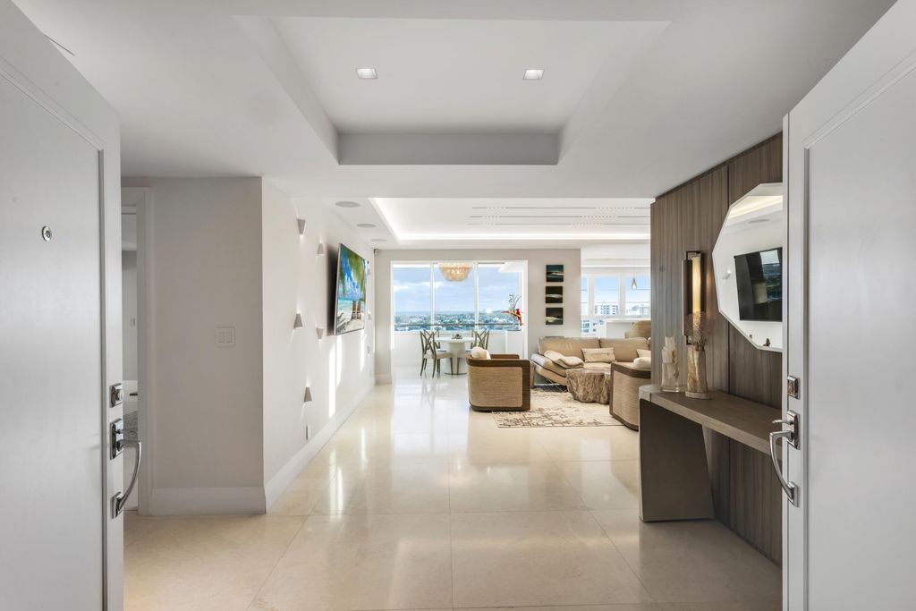 Photo of 50 East Road #12g (penthouse), Delray Beach, FL 33483 (MLS # R11158139)