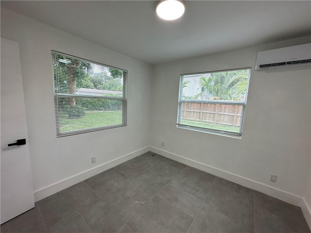 Ojus Park - Residential Lease