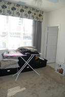 GREENWICH - Residential Lease