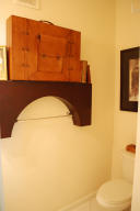 GREENWICH - Residential Lease