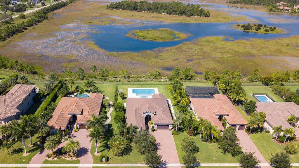 Photo of 7655 Maywood Crest Drive, Palm Beach Gardens, FL 33412 (MLS # R10917008)