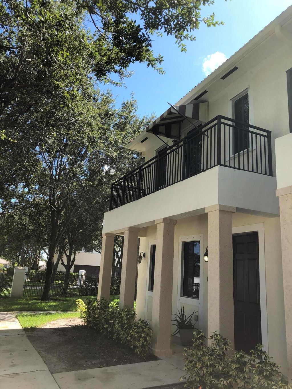 Photo of 2407 Venetian Way, Boynton Beach, FL 33426 (MLS # R10760516)
