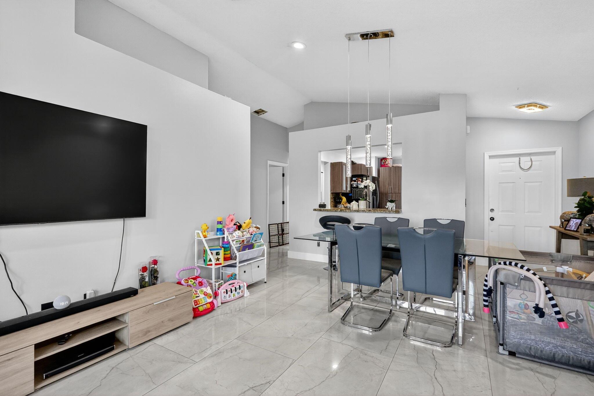 SILVER LAKES PHASE III RE - Residential