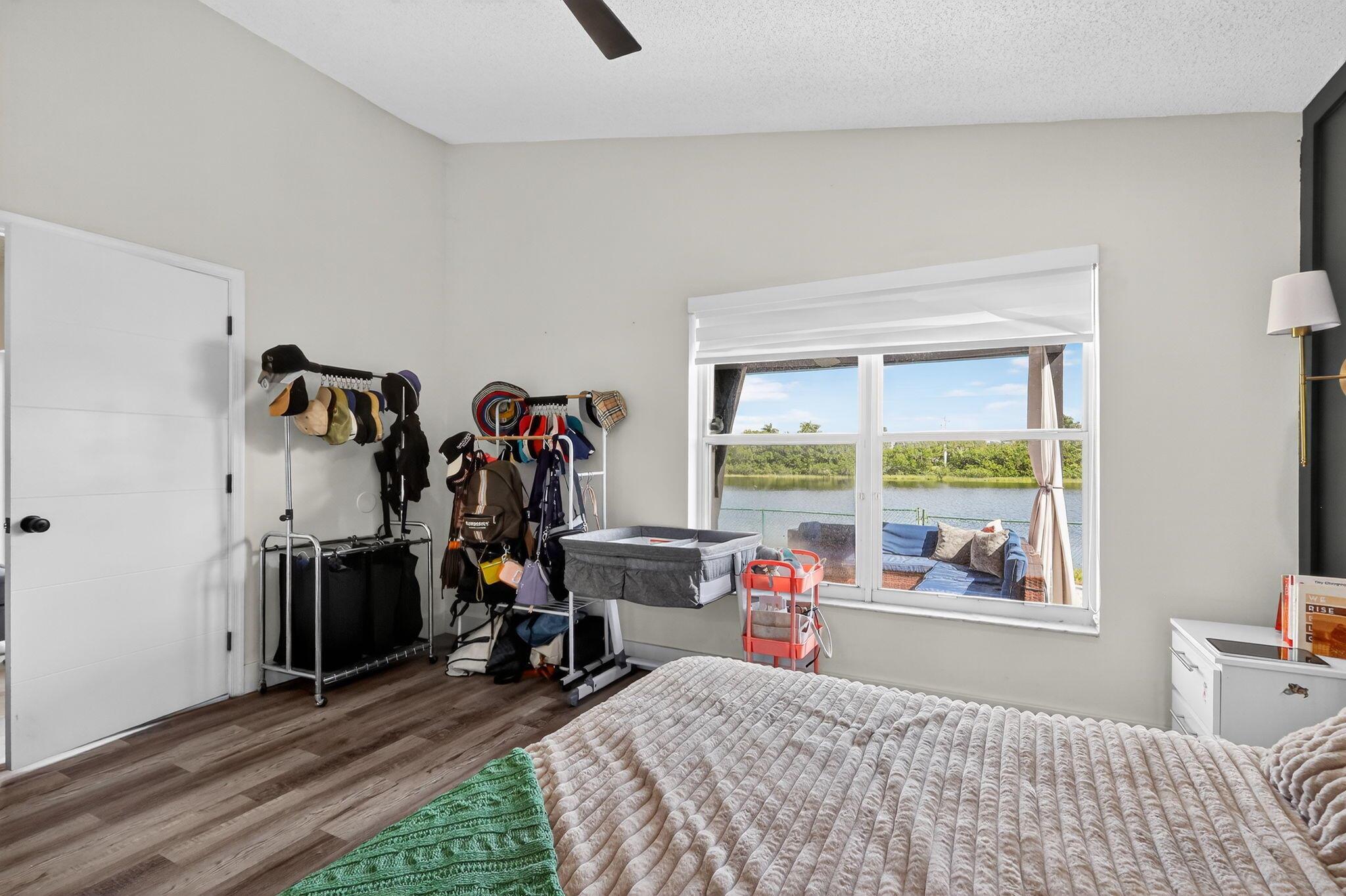 SILVER LAKES PHASE III RE - Residential