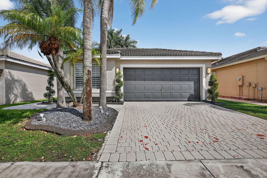 Welcome to Silver Lakes' Sapphire Shores! This 3-bed, 2-bath home includes a large versatile den that can serve as a 4th bedroom or office. Enjoy updated tile and laminate floors, a bright living room, and a spacious master suite with large walk-in closet. Relax in your backyard with lake views, perfect for barbecues or adding a pool - Make this your home and take the change to entertain friends and family! Home also has a 2-car garage plus extended driveway offers extra parking. Nestled in a tree-lined, serene neighborhood with A-rated schools, residents also enjoy a clubhouse, two pools, and a playground.