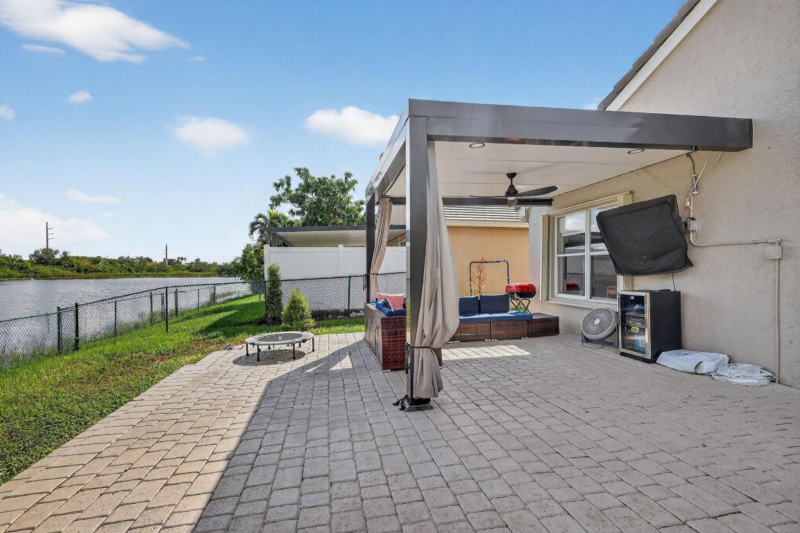 SILVER LAKES PHASE III REPLAT - Residential