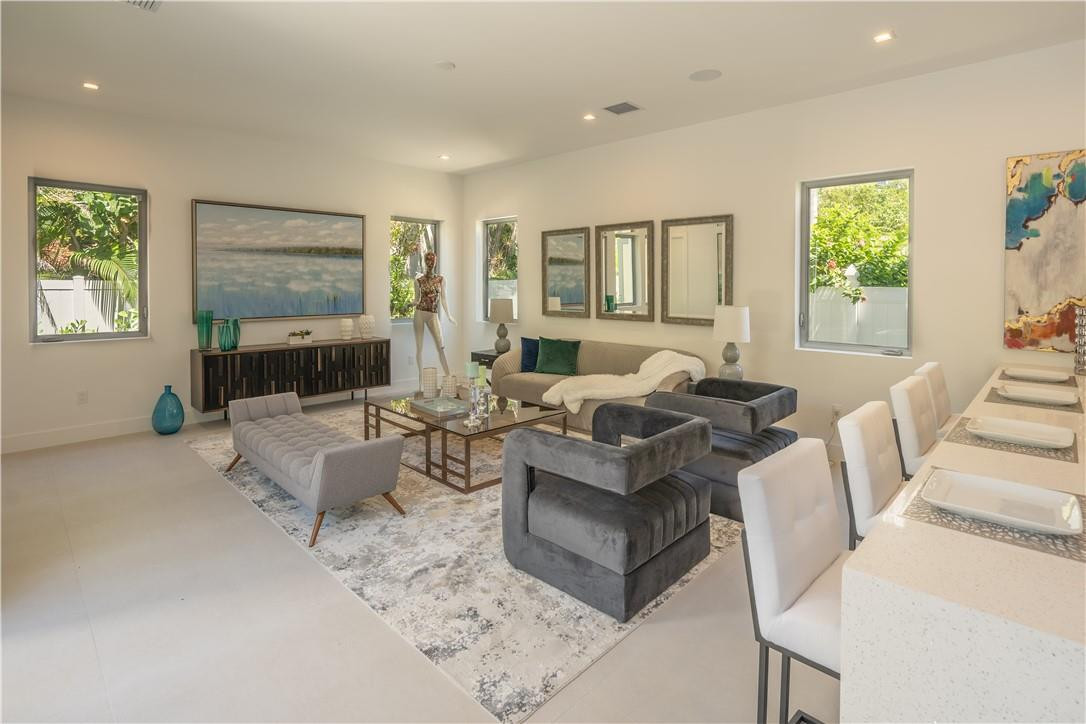 LAUDERDALE BEACH - Residential