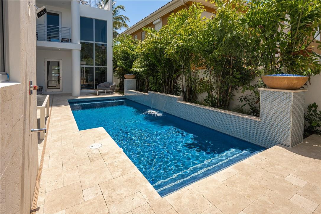 LAUDERDALE BEACH - Residential