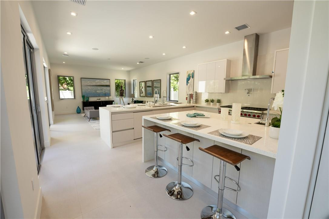 LAUDERDALE BEACH - Residential