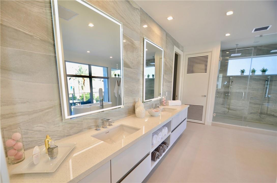 LAUDERDALE BEACH - Residential