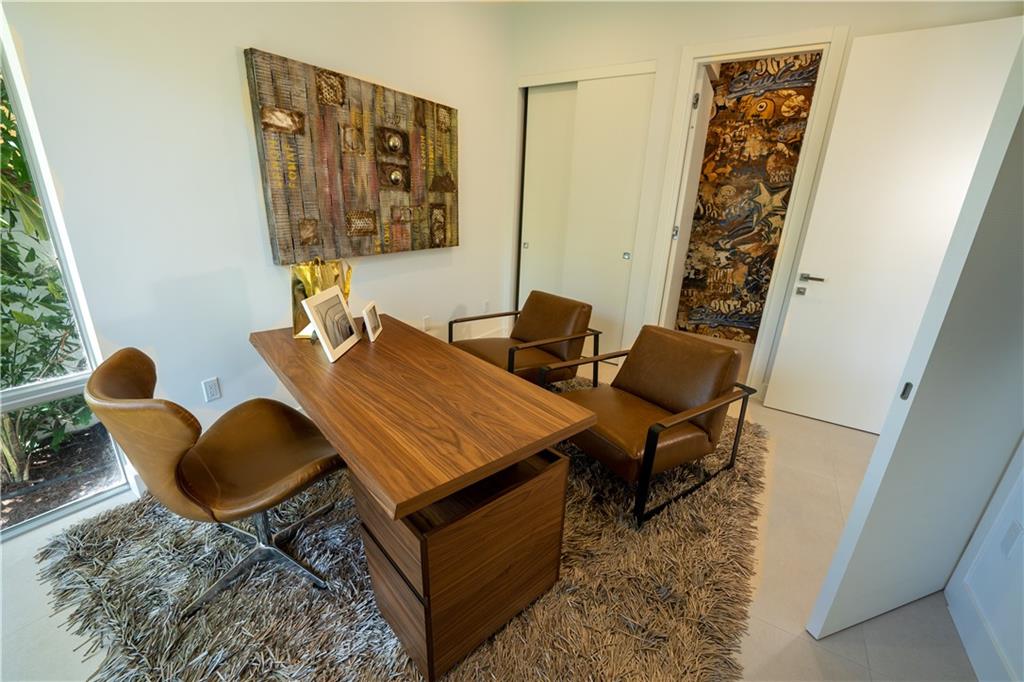 LAUDERDALE BEACH - Residential