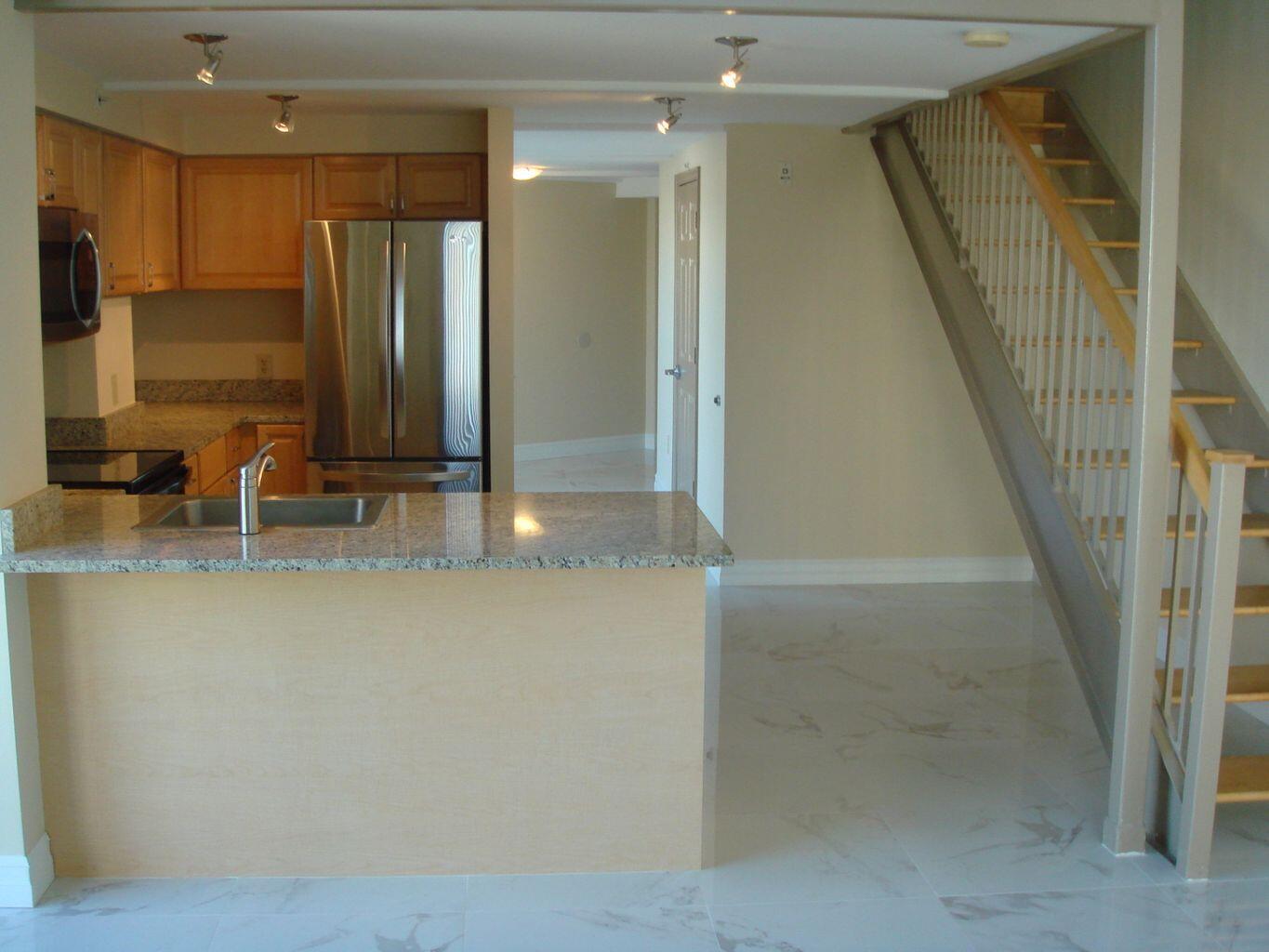 101 LOFTS CONDOMINIUM - Residential