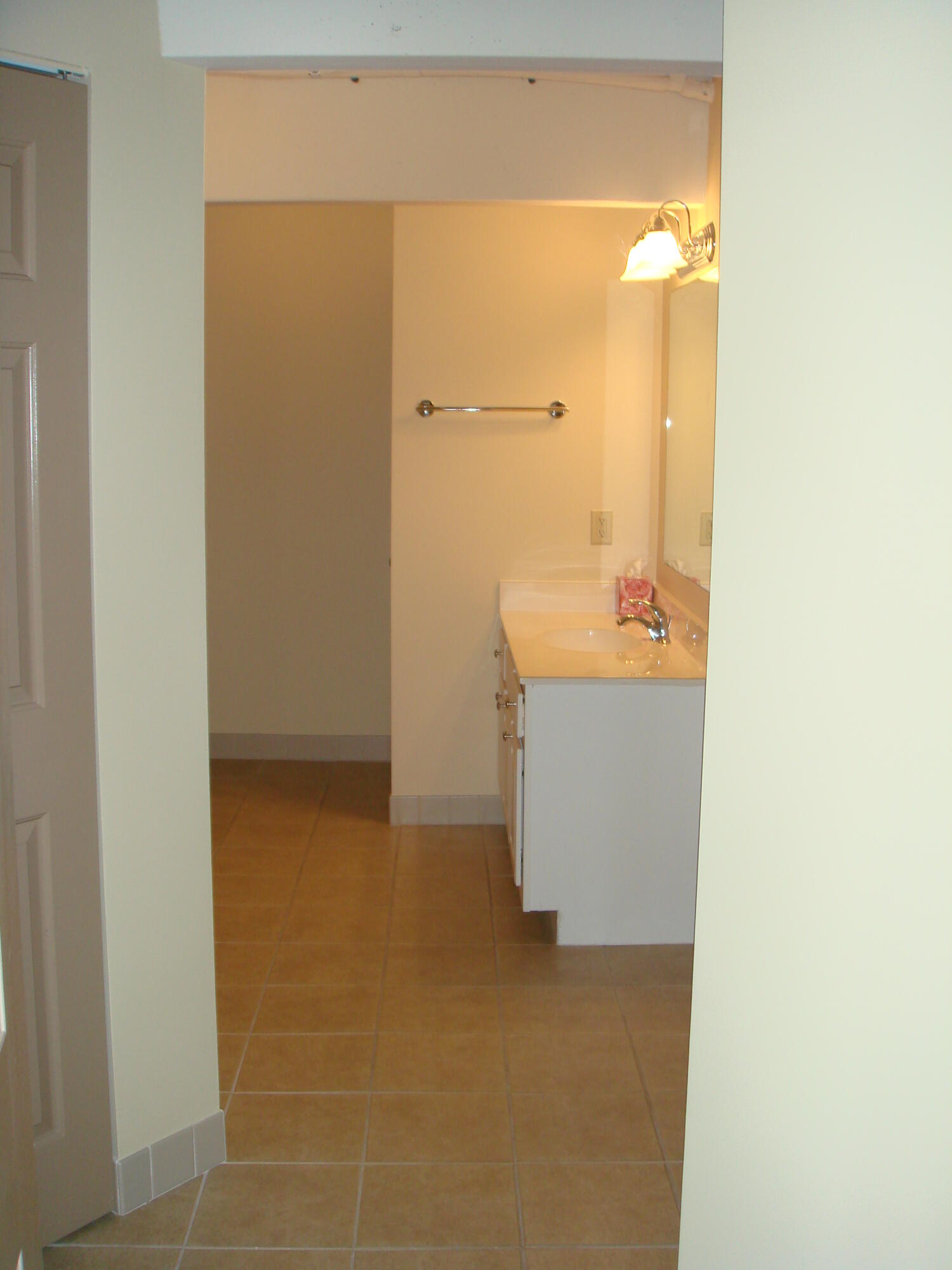 101 LOFTS CONDOMINIUM - Residential