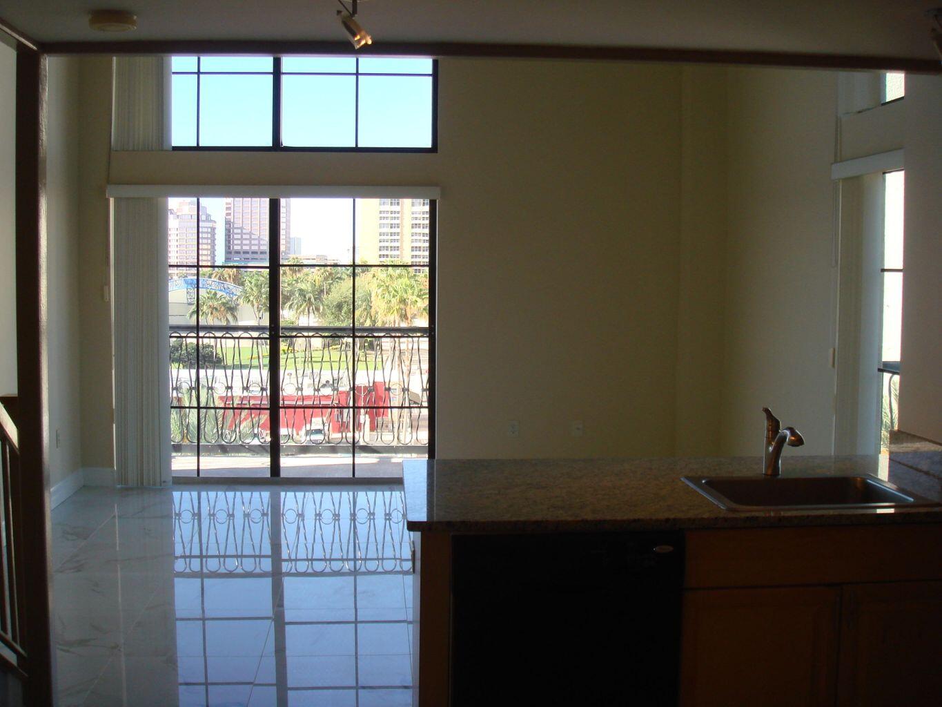 101 LOFTS CONDOMINIUM - Residential