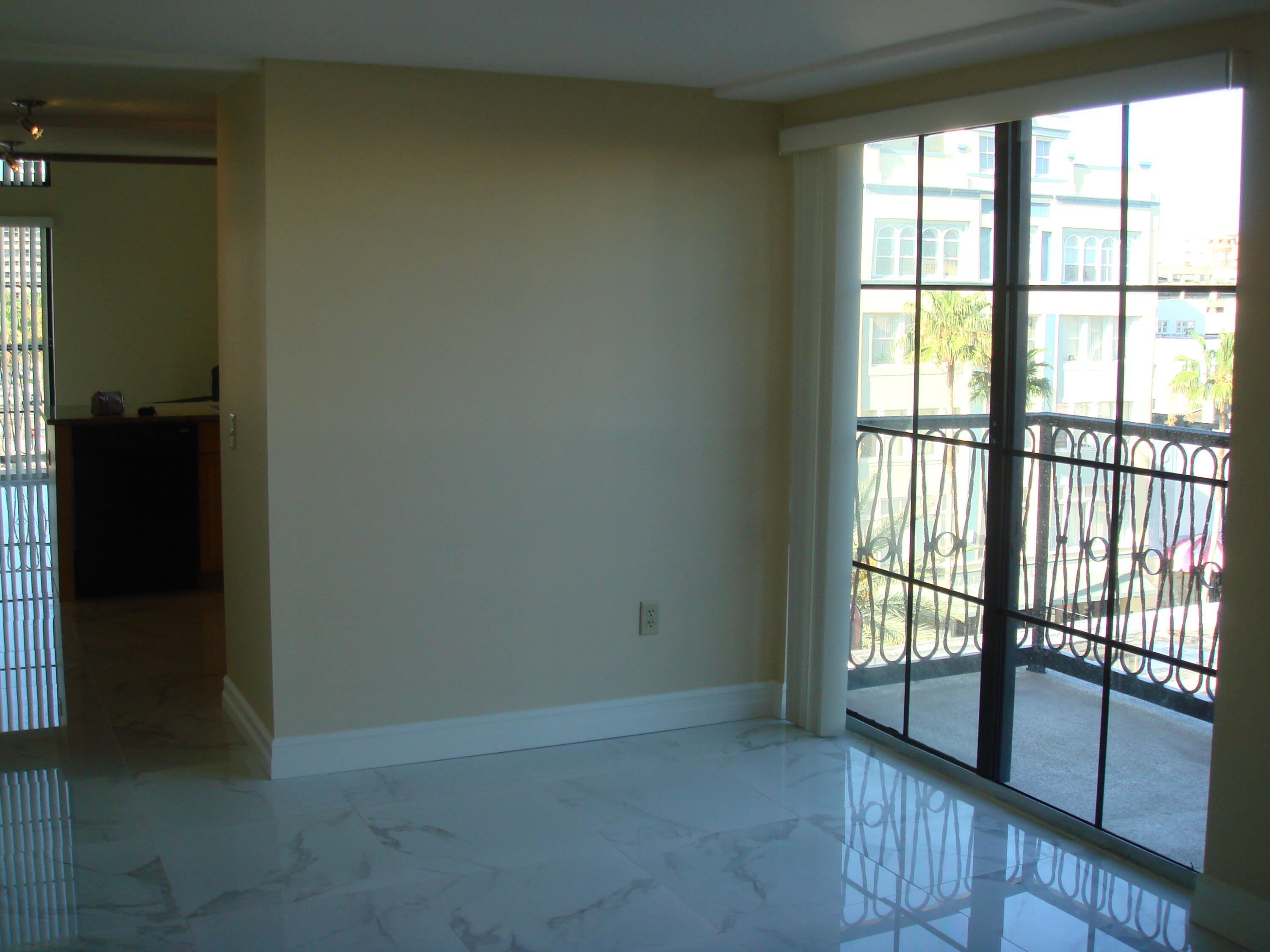 101 LOFTS CONDOMINIUM - Residential