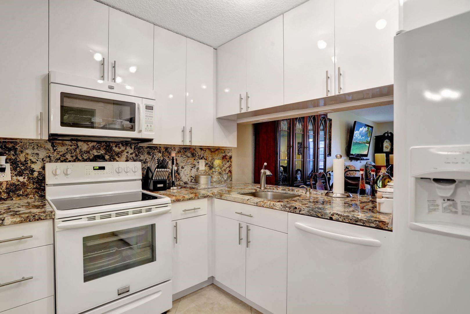 7561 NW 1st Street NW 302