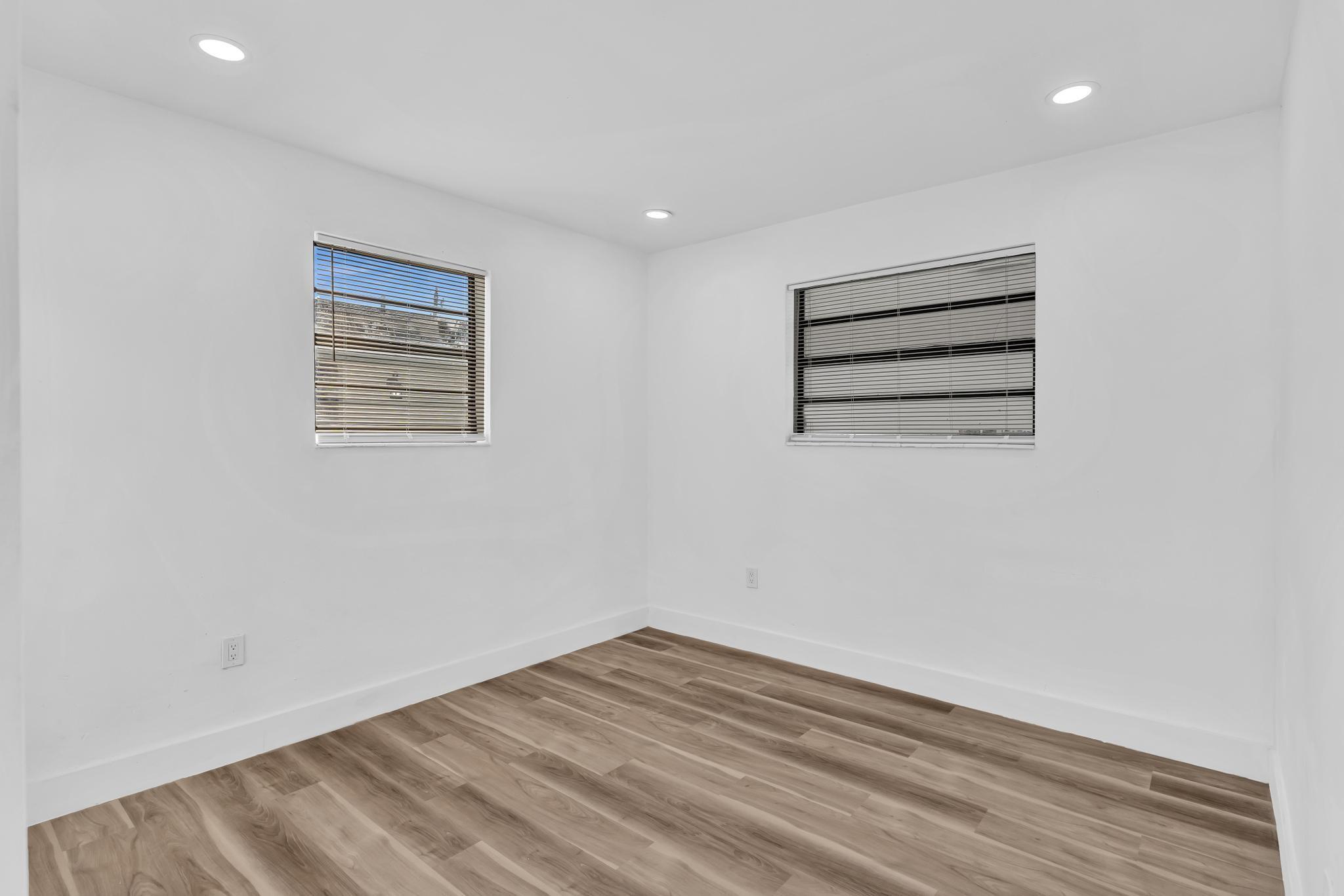 Washington Park Hallandal - Residential