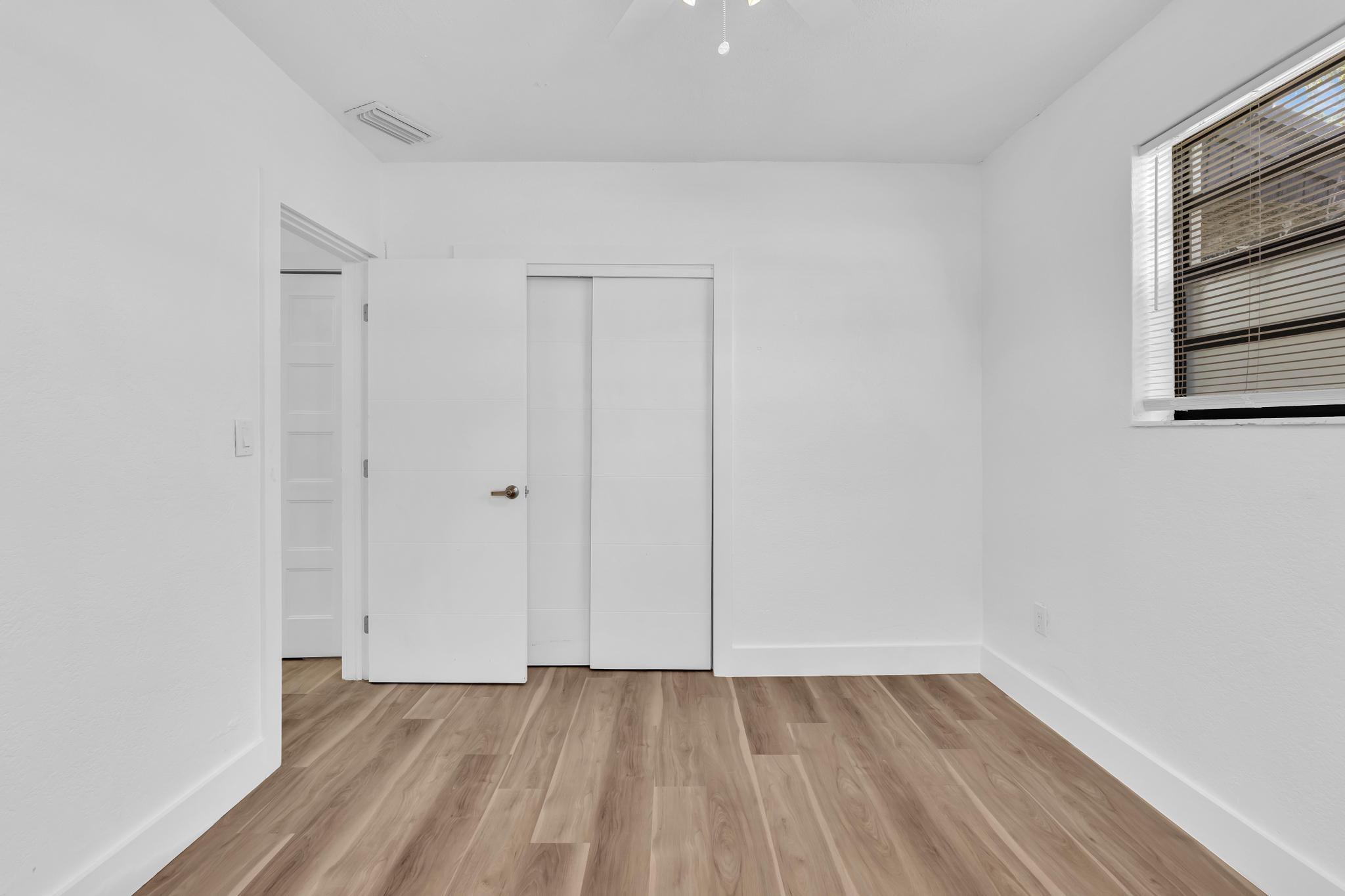 Washington Park Hallandal - Residential