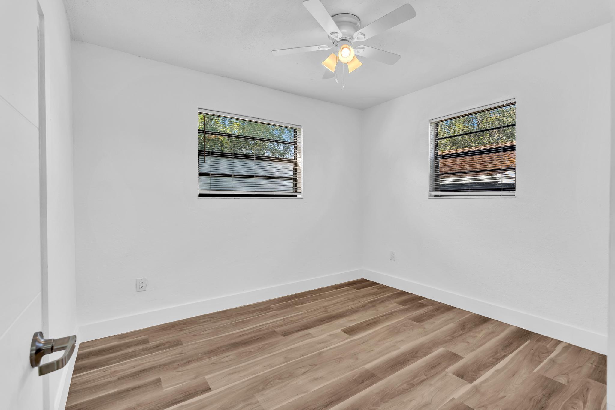 Washington Park Hallandal - Residential